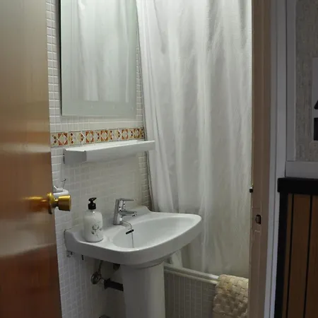 Ramon Y Cajal Guest house *