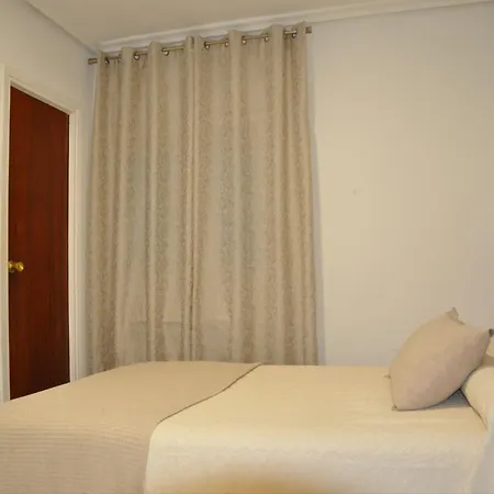 Ramon Y Cajal Affittacamere *