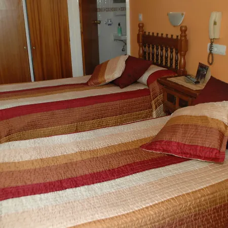 Pensión Ramón Y Cajal *