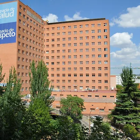 Ramon Y Cajal Guest house *