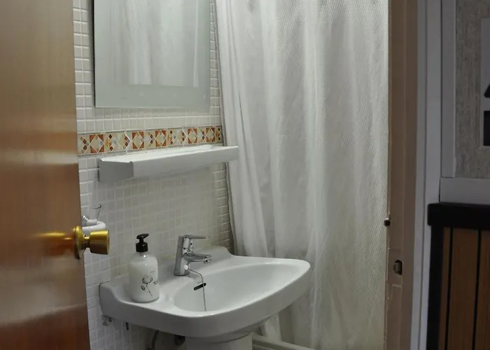 Ramón Y Cajal Pensión *